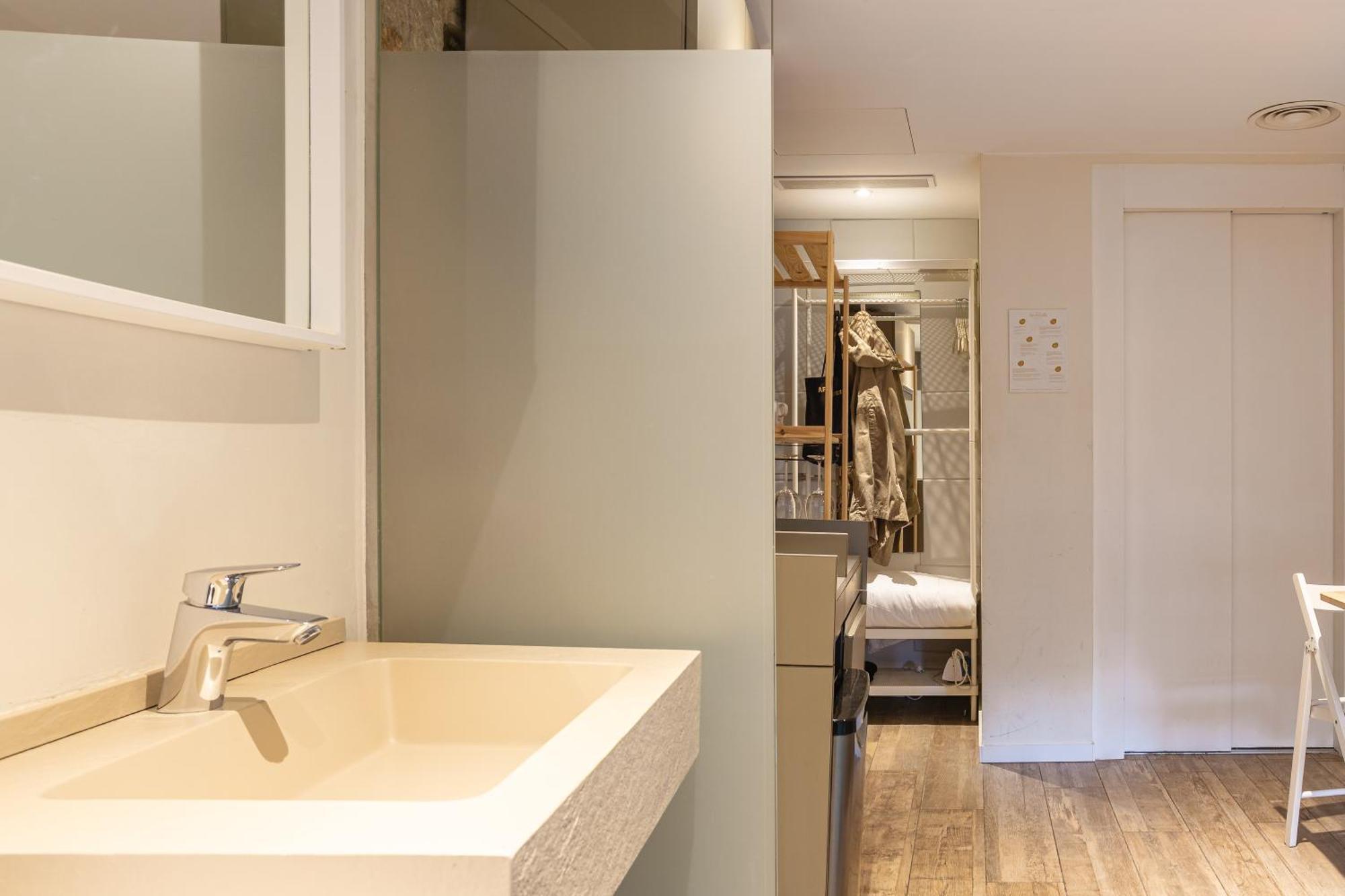 Apt 4 Lavanda Херона Екстериор снимка